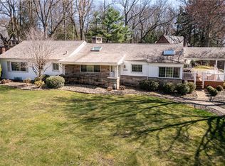 1120 Highland Rd, Sharon, PA 16146