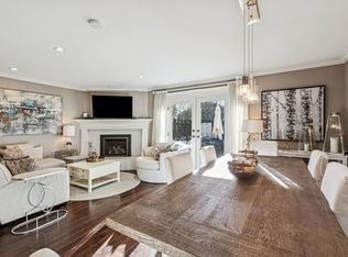 4687 Hoskins Rd, North Vancouver, BC V7K2R3