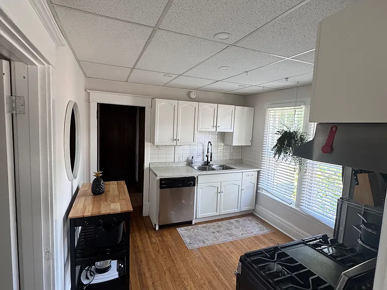 120 Herkimer St — Photo 11