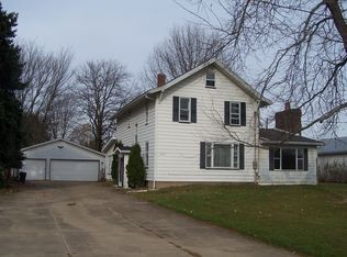 5123 Lovers Lane Rd, North Lawrence, OH 44666