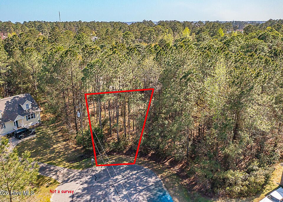 1st image of 910 Hurricane Court