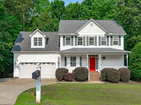 188 Worthington Ct, Clayton, NC 27527