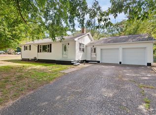 41 Bailey Dr, Adrian, MI