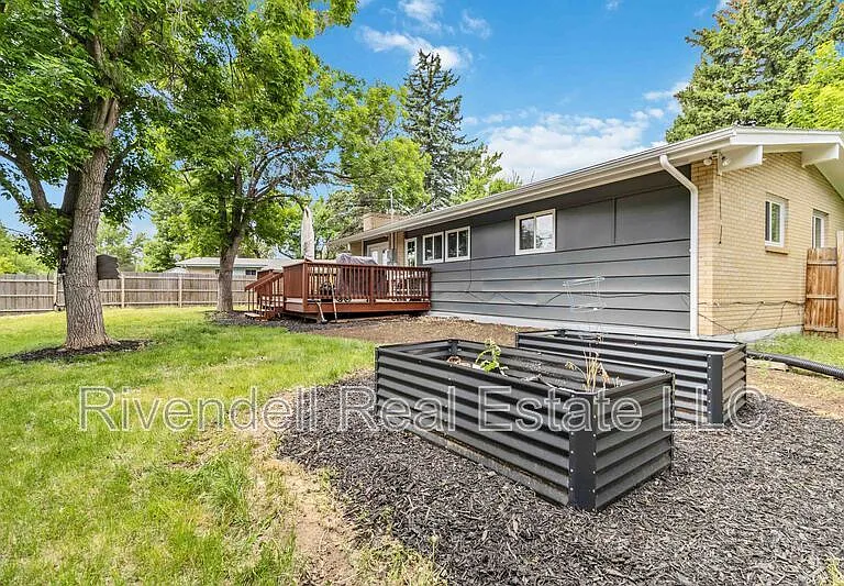 5766 W Elmhurst Dr — Photo 16