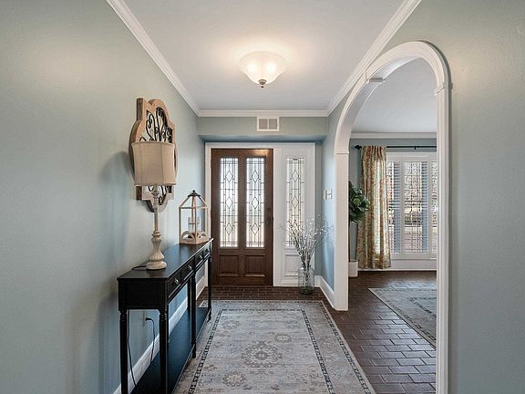 5th image of 2983 Oakleigh Ln