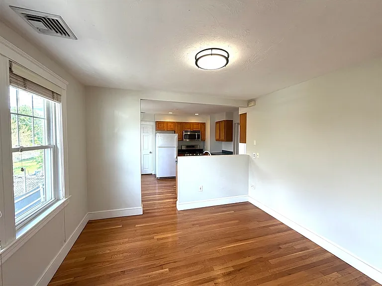 58 Dix St #58 — Photo 4