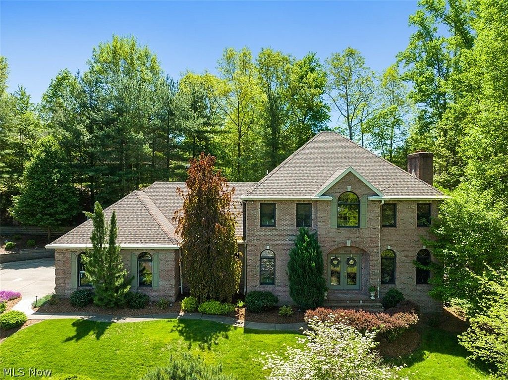 5211 Glenbrook Dr, Vienna, WV 26105 Zillow