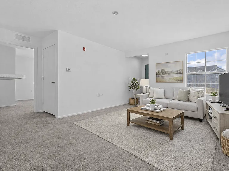 Canton Club Apartments - Canton, MI — Photo 10
