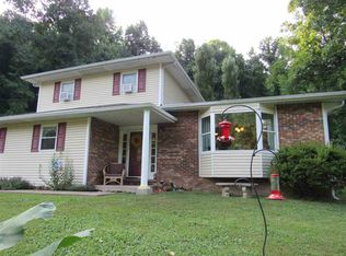 116 Courtney Dr, Ashford, WV 25009