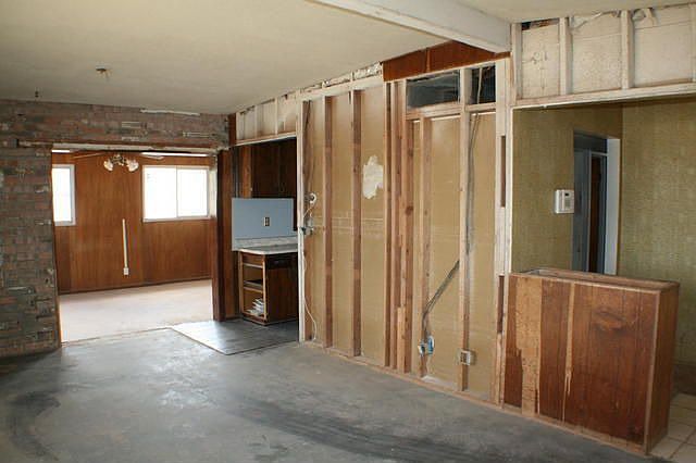2nd image of 4030 N Catalina Dr