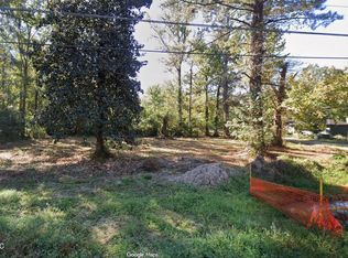 927 Woody Dr, Jackson, MS 39212