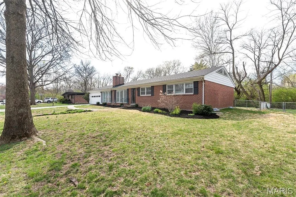 3 bed, 3.0 bath, 1608 sqft, $3,850 — Photo 3