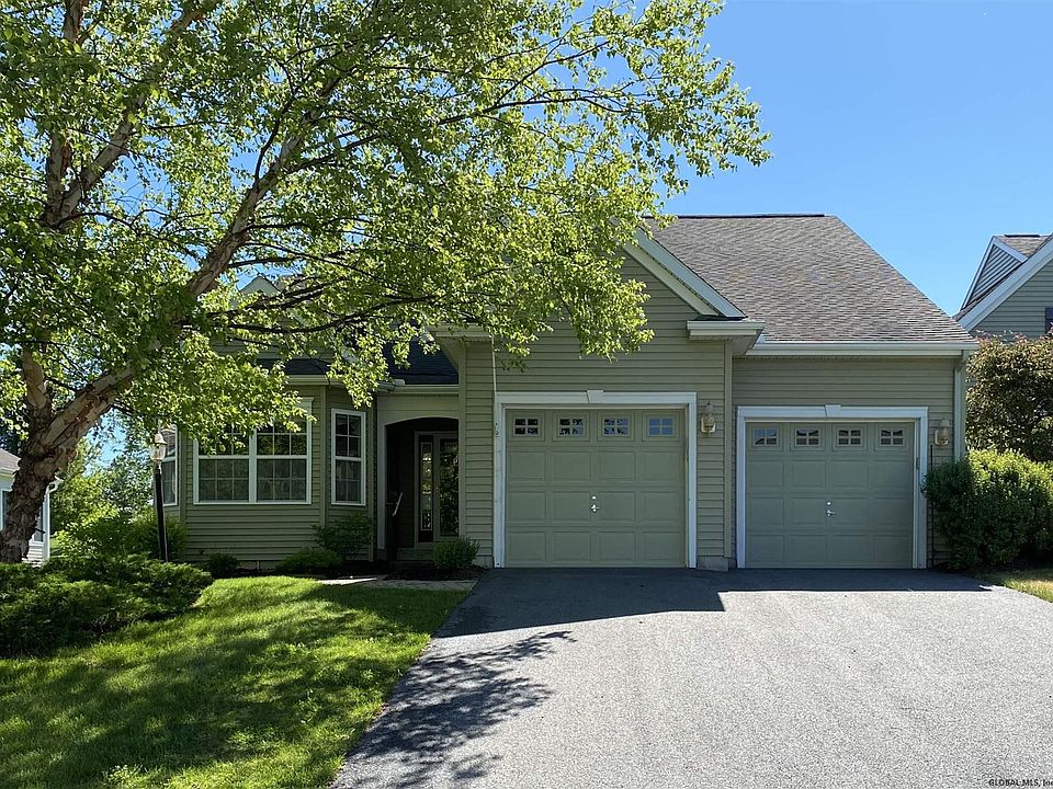 1st image of 46 Waverly Pl