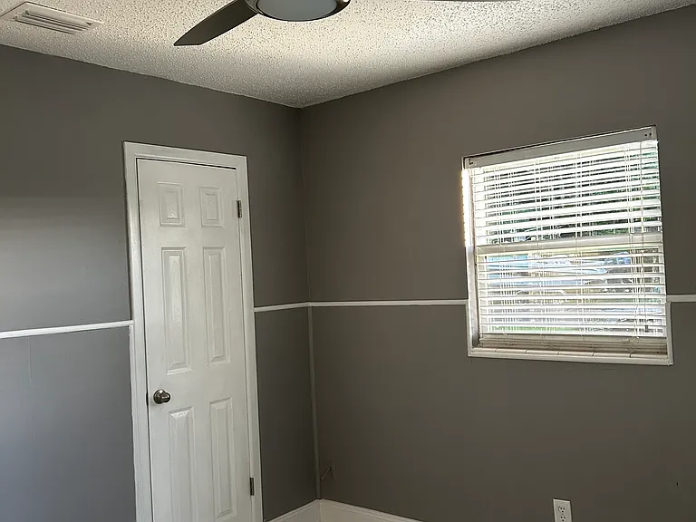 1276 Boca Grande Ave — Photo 3