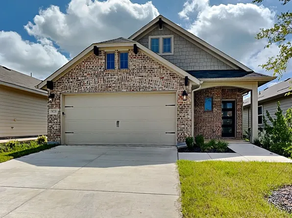 925 King St, Aubrey, TX 76227
