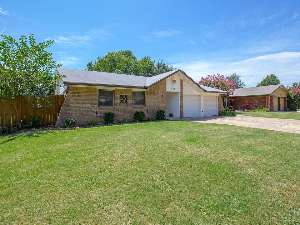 1st image of 600 Kay Hill Ln