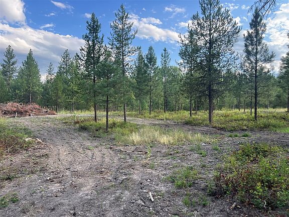 2nd image of Granite Lake Rd #2