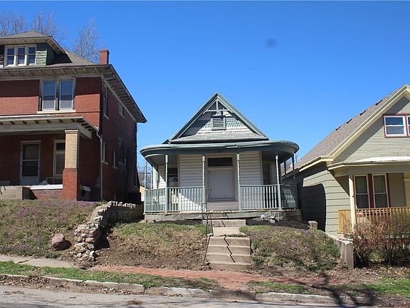 2nd image of 2317 Felix St