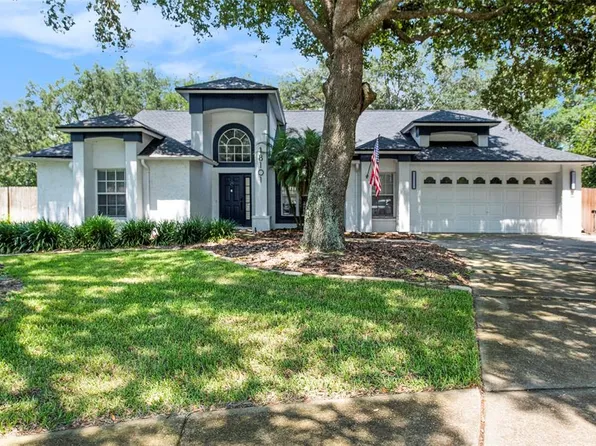 18101 Fairmead Ct, Lutz, FL 33548