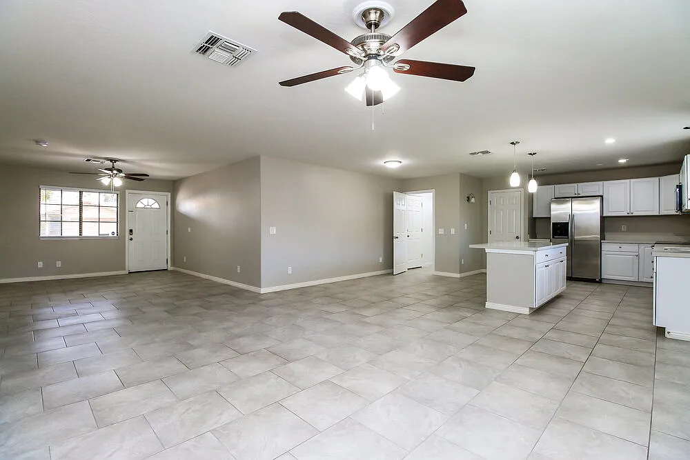 3 bed, 2.0 bath, 1615 sqft, $2,245 — Photo 4