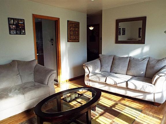 3rd image of 5511 Homerlee Ave