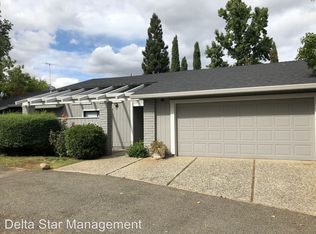 5915 Lucinda Ln, Carmichael, CA 95608