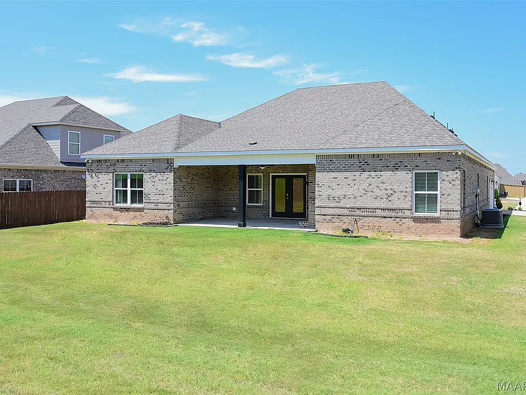 1270 Charleston Dr — Photo 35