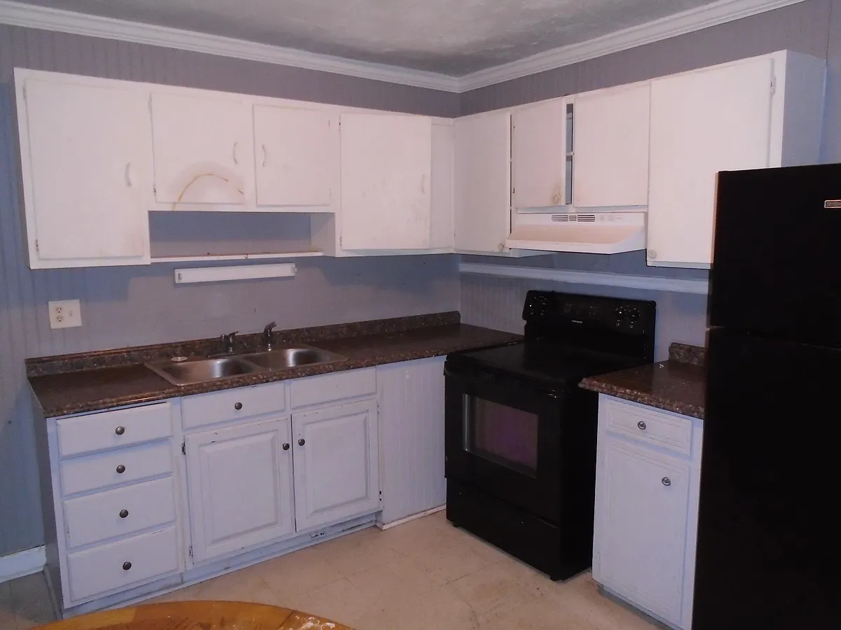 Building Photo - 1604 N Patterson Ave #D