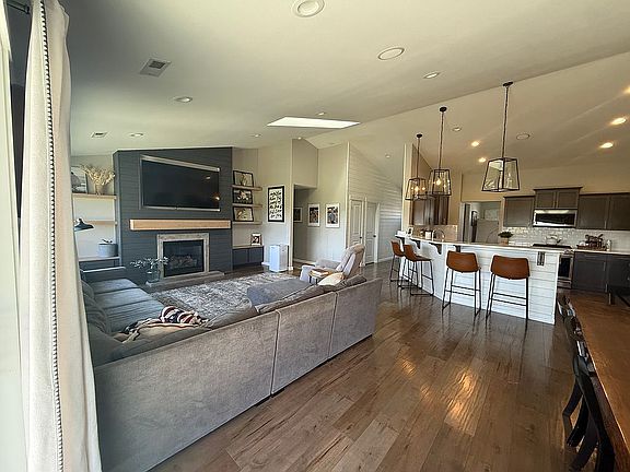 4th image of 29598 Knight Rd
