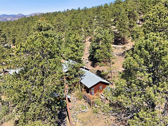 3rd image of 27407 Upper Cold Spg Gulch Road