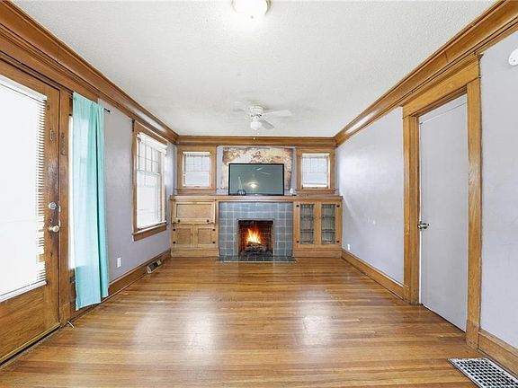 5th image of 3547 Bellefontaine Ave