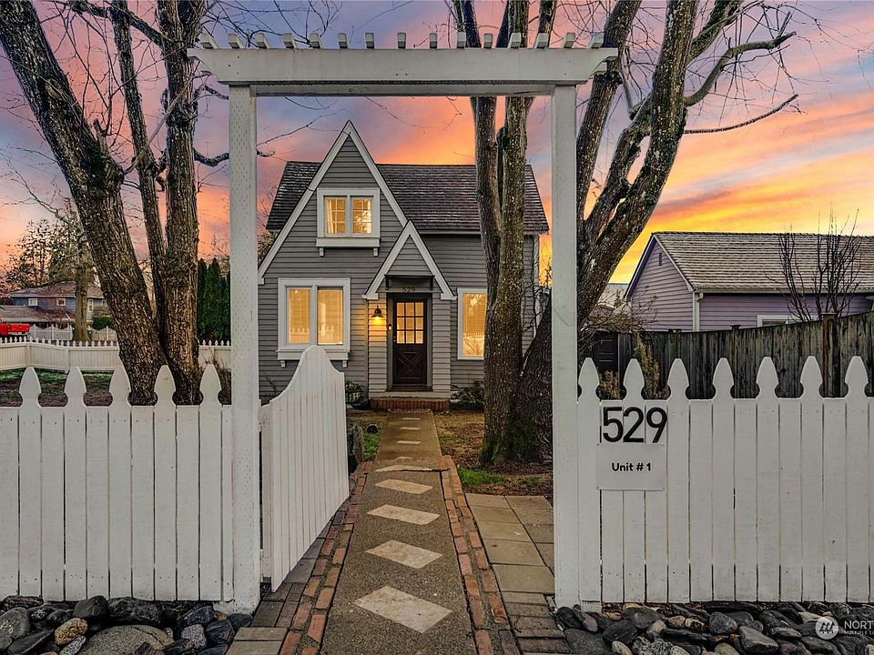 1st image of 529 Avenue B #1