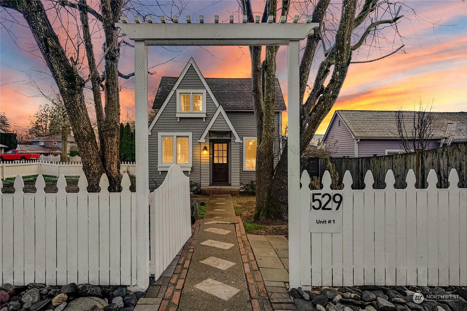 529 Avenue B #1 photo 1