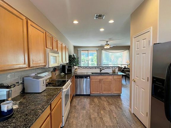 4th image of 42607 W CONSTELLATION Drive