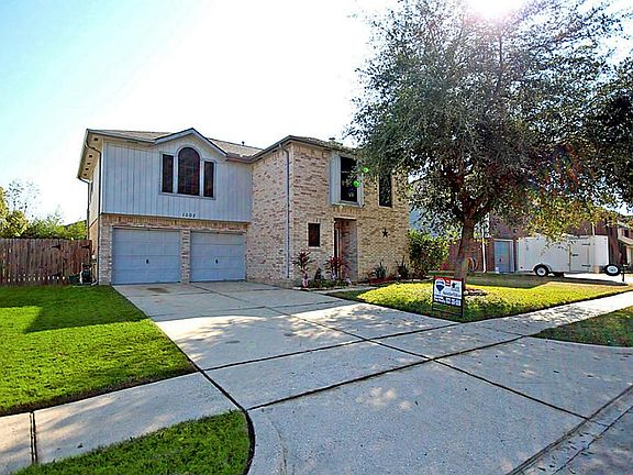 5th image of 1007 Canterbury Dr