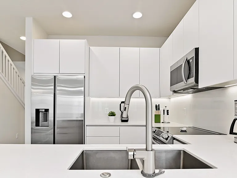 17130 Blessing Dr — Photo 5