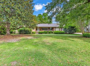 1305 Forest View Rd, Conway, SC 29526