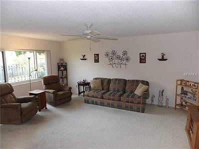 4th image of 2463 Bay Berry Dr