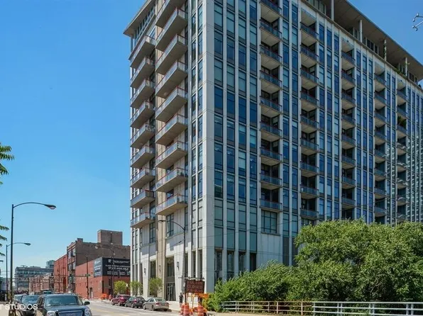 740 W Fulton St APT 908, Chicago, IL 60661