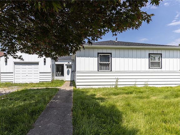 4th image of 7004 Grand Ave