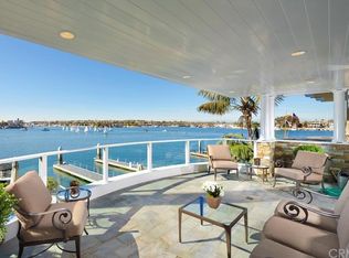 14 Bay Is, Newport Beach, CA 92661