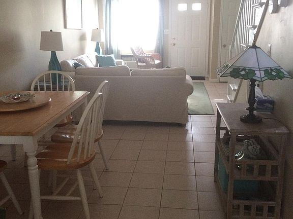 5th image of 26-30 W Narragansett Ave #5