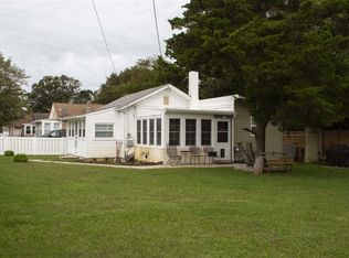 65 E Hudson Ave, Villas, NJ 08251