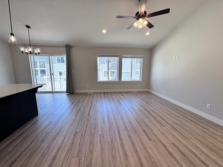 12339 S Remy Rd — Photo 16