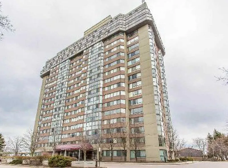 880 Dundas St W #Penthouse 01