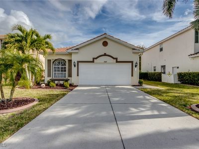 2667 Sunset Lake Dr, Cape Coral, FL, 33909