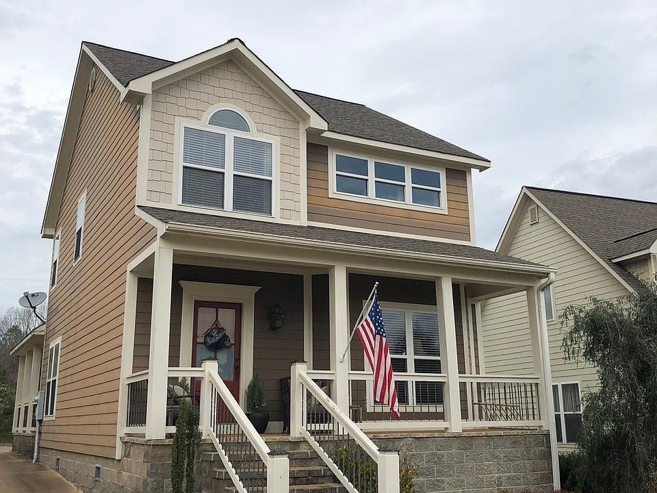 1st image of 135 Edgewood Blvd