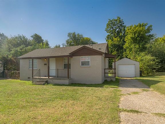3rd image of 3724 SE 15th St