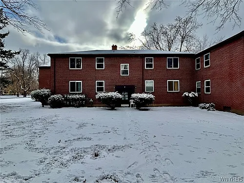 12 Latona Ct #4 Photo 1
