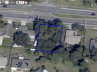 290 Emerson Dr NW, Palm Bay, FL 32907